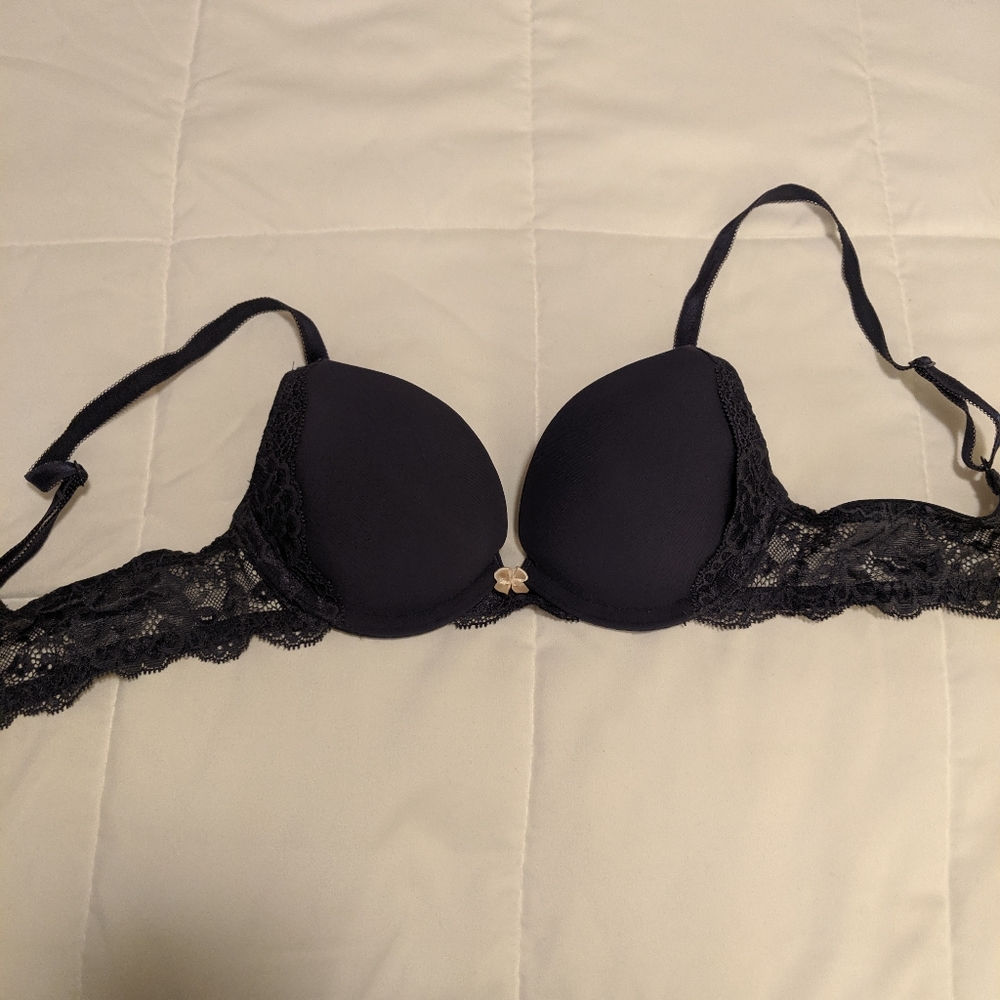 Victoria's Secret Push-up Underwire Lace Bra